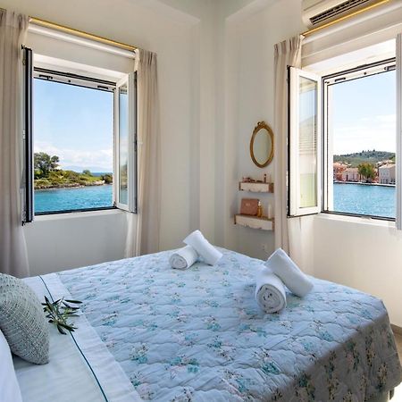 Sea Front Suite "Sea Tales" Gaios Luaran gambar