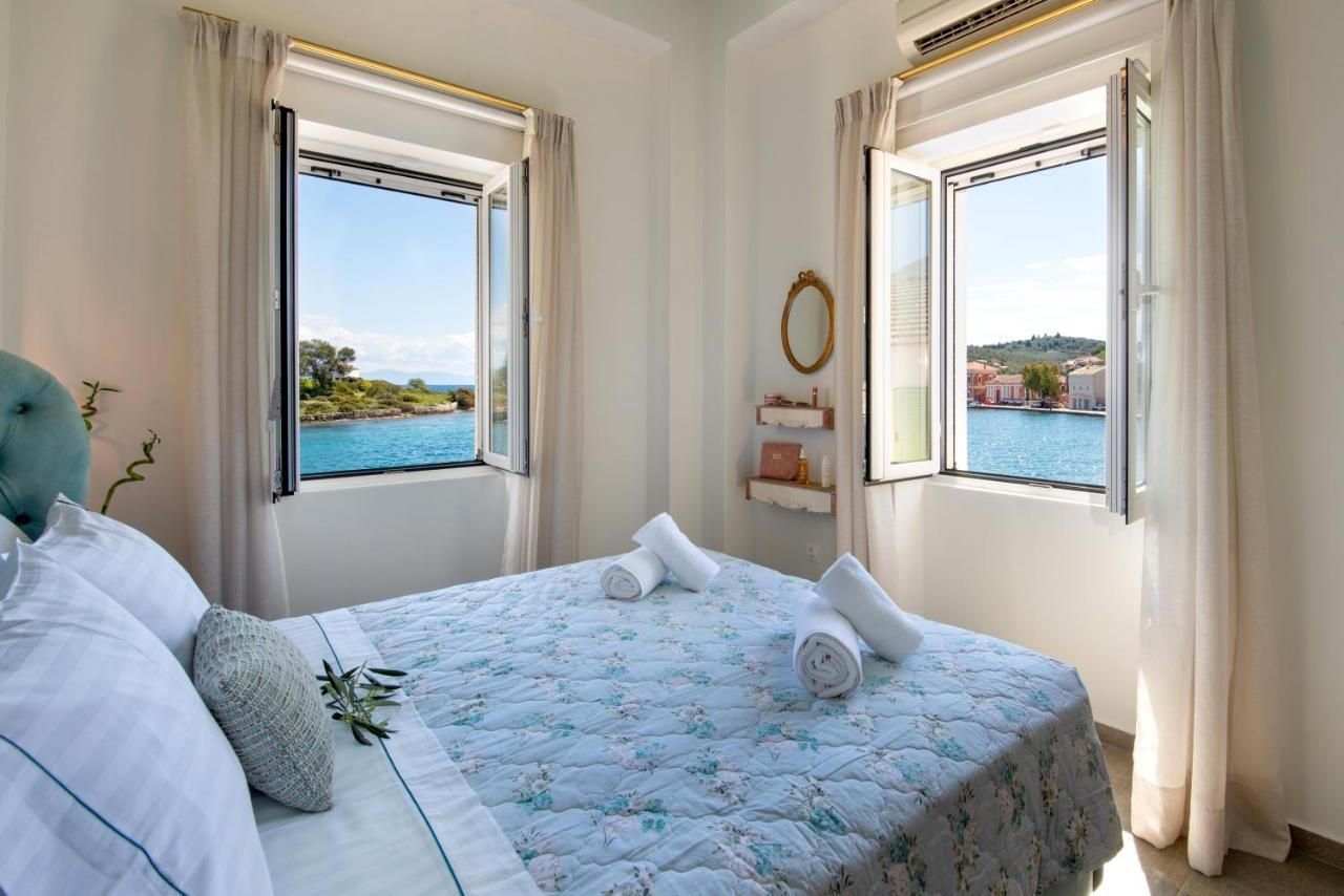 Sea Front Suite "Sea Tales" Gaios Luaran gambar